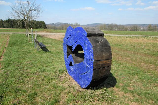 Durchblick an der Wegbiegung des Ederhöhenwegs (E).