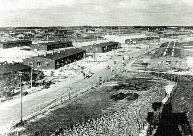 Dänemark: Flüchtlingslager Oksbøl &gt; gemeinfrei &gt; https://de.wikipedia.org/wiki/Flüchtlingslager_Oksbøl#/media/File:Fl%C3%BCchtlingslager_Oksb%C3%B8l.jpg | Foto: wie vor