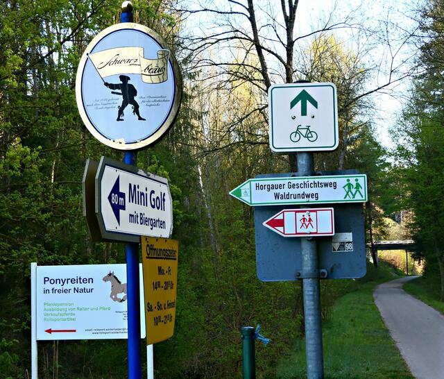 Wandern, Reiten und Minigolfen in unmittelbarer Nähe