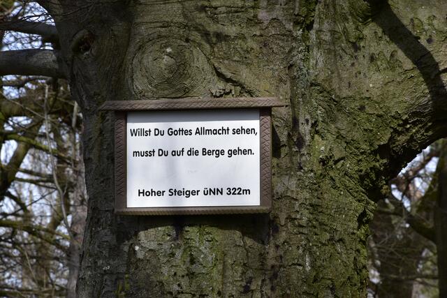 an der höchste Stelle der Bergrückens