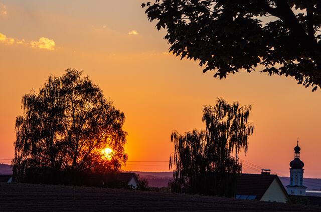 Der heutige Sonnenuntergang bei Kühbach.