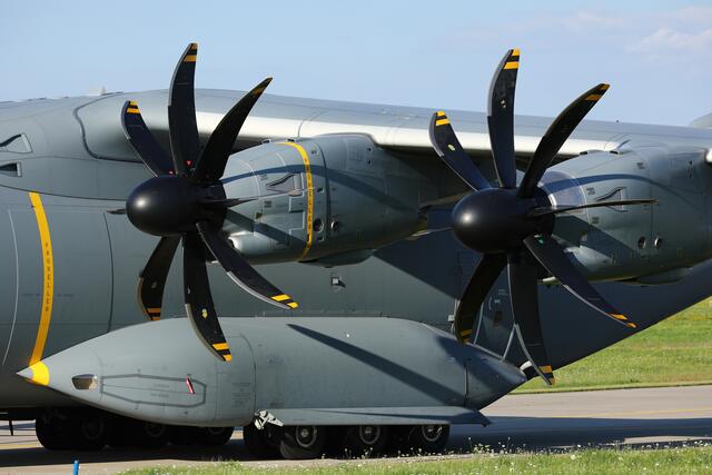 Was für Triebwerke !