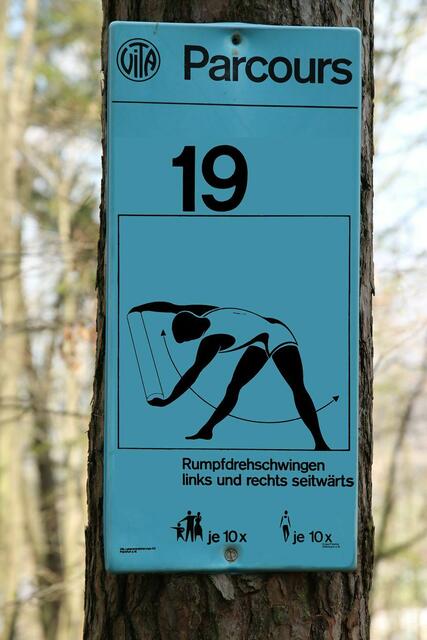 Rekonstruktion des Schilds für die alte Übung 19 beim Vita-Parcours