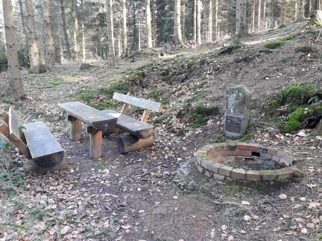 Lokomotivbrunnen Schwarzer Weg
