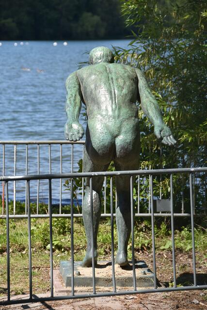 Der Springer am Maschsee-Strandbad.