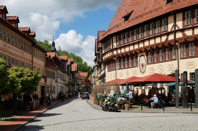 Rittergasse mit Rathaus (Archivbild)