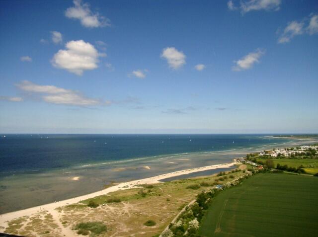 Herrlich der Blick von oben bis an den Horizont Richtung Langeland.