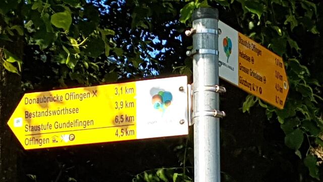 Sehr schöne Beschilderung