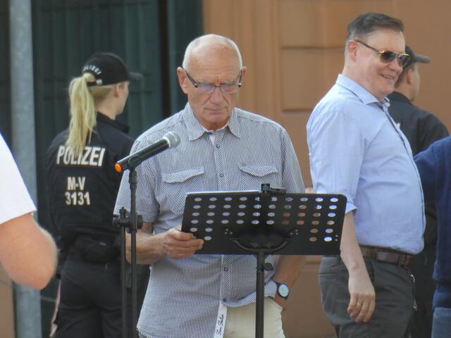Dr. Hagen Brauer