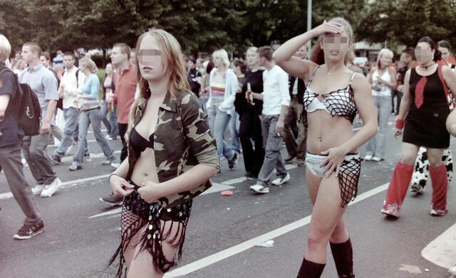 Re-Incarmation-Parade 2004