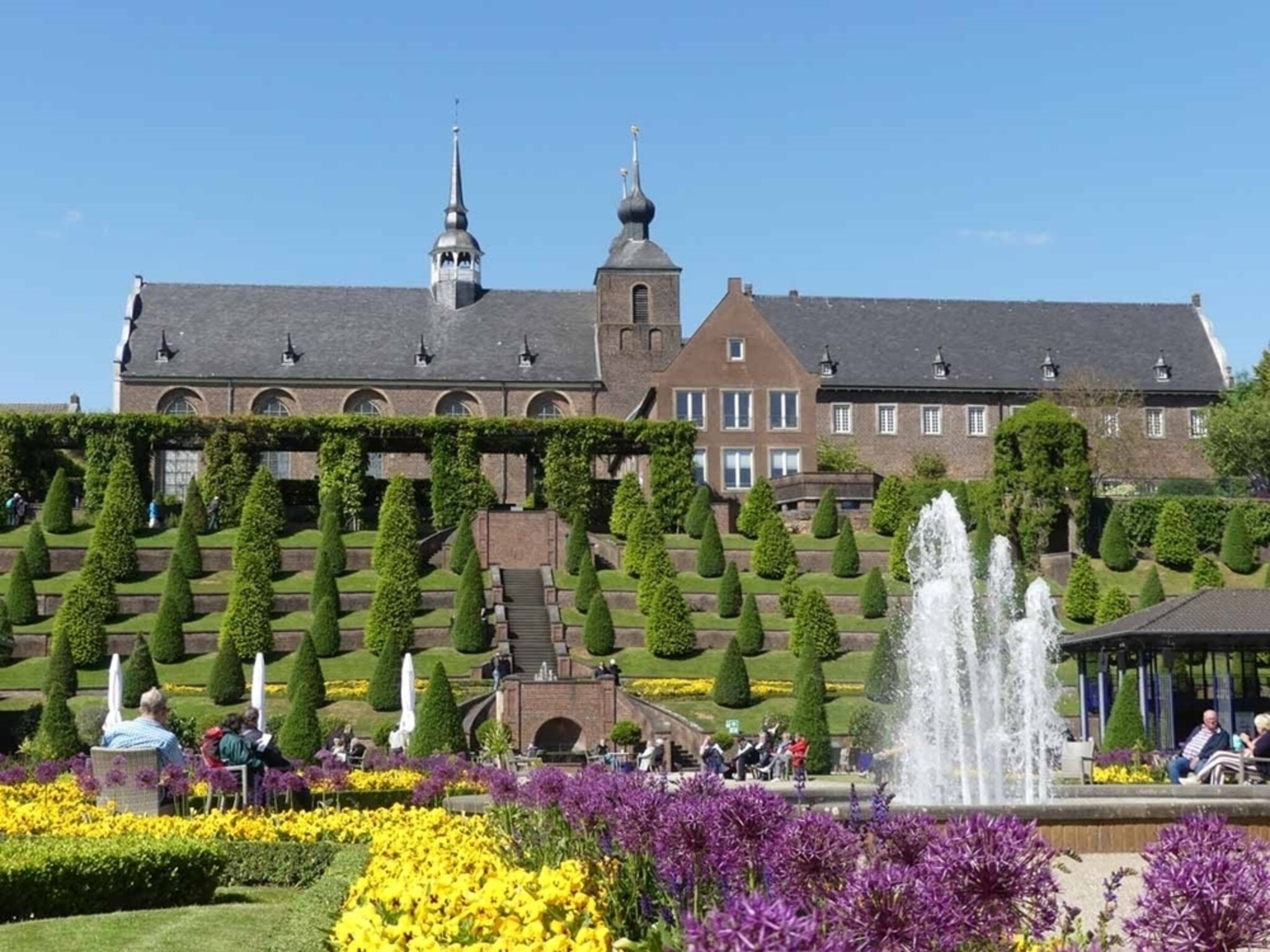 Laga KampLintfort Aktuelle Blumenschau " Die Königin der Blumen