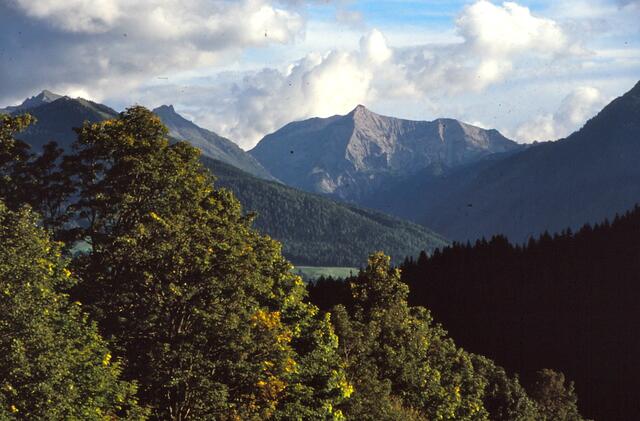 Bergspitzen des Dachsteins im Westen