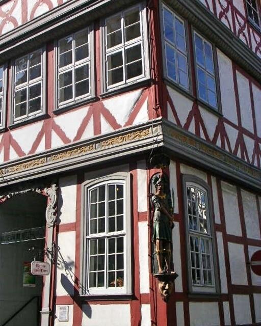 Das Ritterhaus mit dem Roland