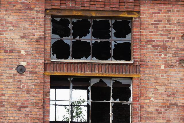 ob die Fenster noch saniert werden?