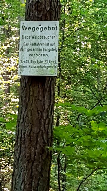 Ob man sich an das Gebot hält zu Anfang des Weges?