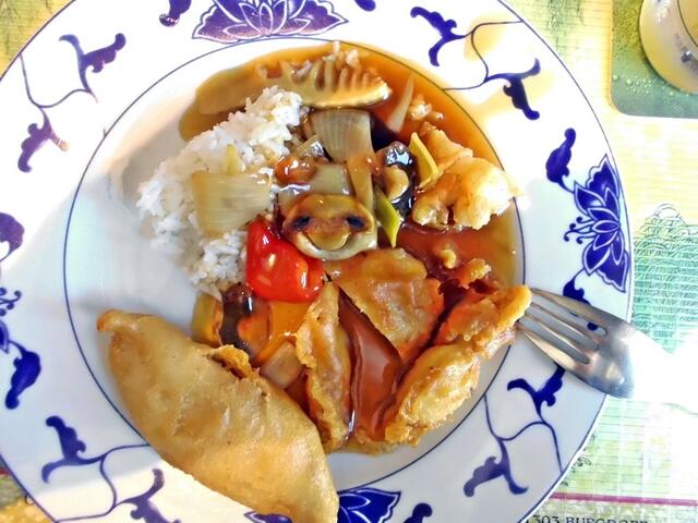 Lächelnder Pilz im Essen