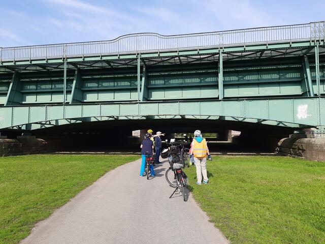 Unter dem Mittellandkanal hindurch ...