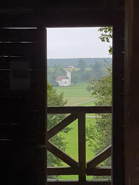 ....mit Blick auf die "Osteraufkirche"