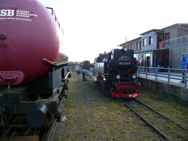 Brocken Bahnhofsgebäude mit Rangierbahnhof.