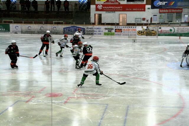 EV Königsbrunn U13 | Foto: Jeff Ratcliffe