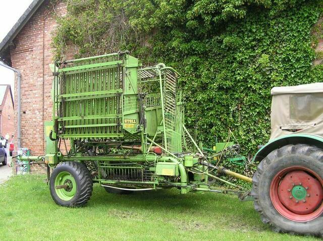 Eines von zahlreichen Stollrübenrodermodellen.