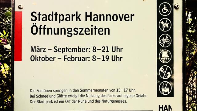31. Oktober 2020. Herbstfarben I. im Stadtpark Hannover. Bleibt gesund!