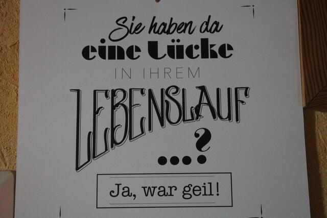 Unser Arbeitsleben verläuft heute längst nicht mehr geradlinig. Betriebsräte und Gewerkschaften haben über Betriebsvereinbarungen oder Tarifverträge vielfältige Möglichkeiten geschaffen, um Arbeitnehmerinnen und Arbeitnehmern Auszeiten wie ein "Sabbatical" zu ermöglichen - zum Beispiel mit Langzeitarbeitskonten.