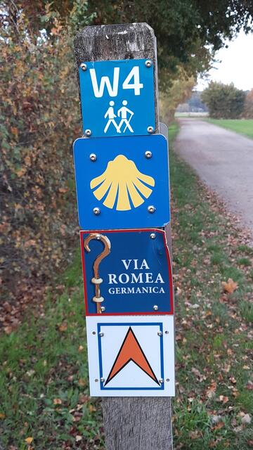 Wanderweg 4, Jakobsweg, Via Romea Germanica, Wegweisung