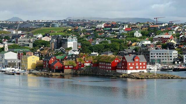 Tórshavn • Faroe Islands > https://pixabay.com/de/photos/t%C3%B3rshavn-thorshavn-auf-den-4469757/ | Foto: wie vor