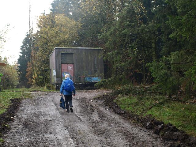 An der alten Trafostation