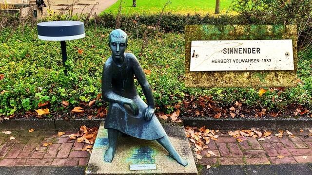 13. November 2020. I. Stadtpark in Hannover am Congress Centrum. Bleibt gesund!