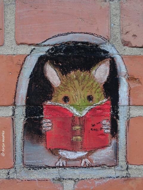 Vergängliche Kunst aus Kreide - herzlichen Dank an Shivan Shareef für dieses zuckersüße Kunstwerk! Entdeckt an der Walsroder Straße. Den Künstler findet ihr auch auf Instagram. (Foto: Katja Woidtke)
