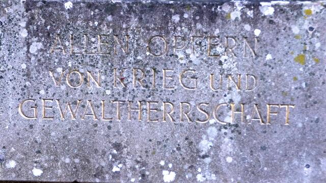 Allen Opfern von Kriegen und Gewaltherrschaft gewidmet.