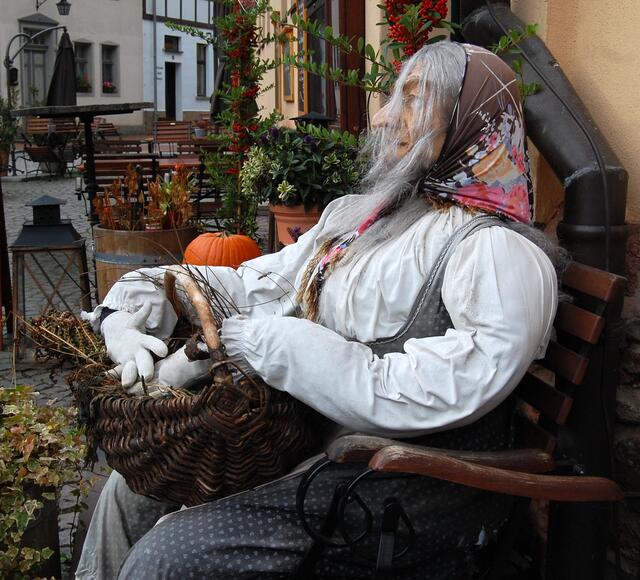 Nicht allen Wesen, denen man im Harz begegnet, sollte man trauen. Und nachts bei Vollmond schon gar nicht.