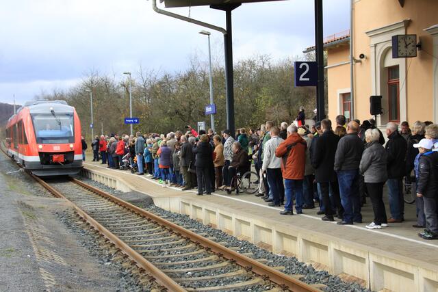 Im November 2014 wurde im Rahmen eines Bahnhoffestes ein Regionalzug auf dem Namen Ellrich getauft.