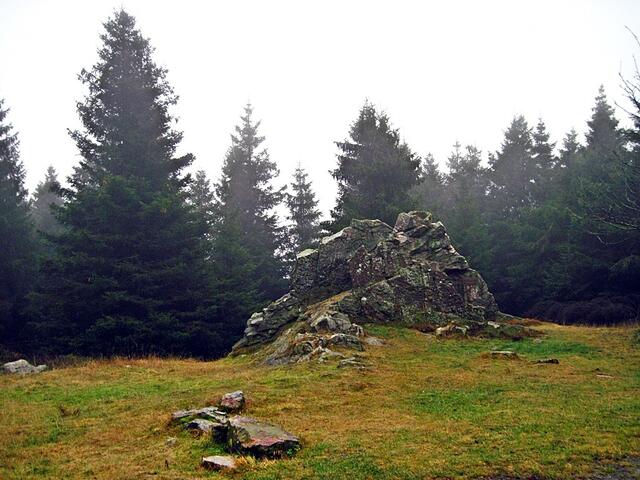 Felsen bei Hanskühnenburg