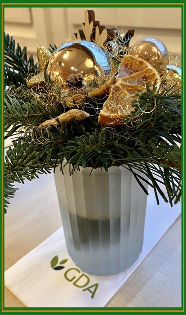 2. Dezember 2020. Guten Tag! 😃🌞 👋👋👋. Bleibt gesund! Tischdekoration.