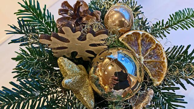 2. Dezember 2020. Guten Tag! 😃🌞 👋👋👋. Bleibt gesund! Tischdekoration.