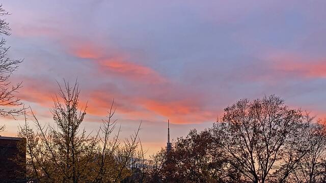 5. Dezember 2020. 16.30 Uhr Die Sonne geht unter! Bleibt gesund!