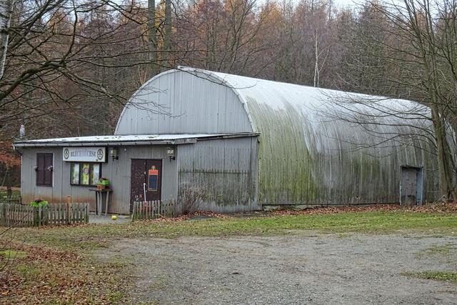 schon zu DDR - Zeiten gab es dieses Kino auf dem Campingplatz