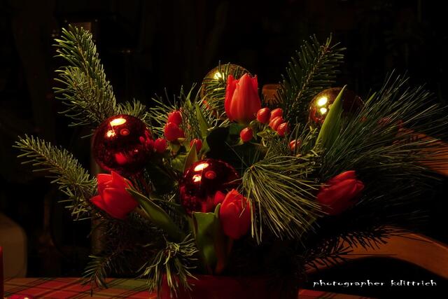 Adventsstrauß mit einem Hauch des Frühlings..