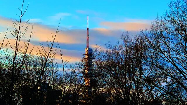 1. Januar 2021. Der Abendhimmel über Hannover. Bleibt gesund!