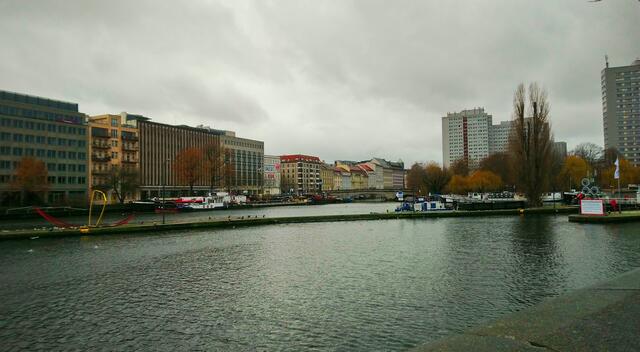 An der Mühlendammschleuse