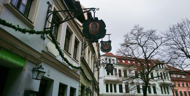 Schöne Nasenschilder