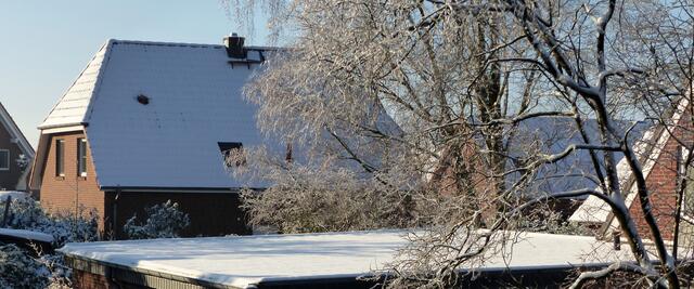 Ein Blick in die Umgebung. Alles ist mit einer dünnen Schneedecke überzogen. War es nur das "Vorspiel"? Für die kommenden Tage sind starke Schneefälle angekündigt!