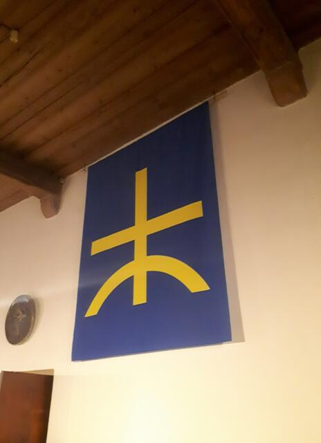 Die Fahne des "Quickborn" - Siehe auch: Manfred Hermanns: Gedenken an Romano Guardini auf Burg Rothenfels: https://www.myheimat.de/rothenfels/kultur/erinnerungen-an-romano-guardini-spurensuche-auf-burg-rothenfels-2018-d2860867.html