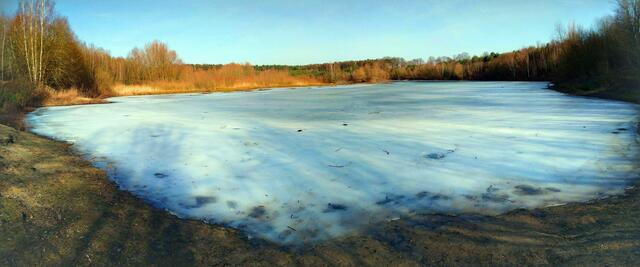 Diesen Baggersee im Brelinger Berg haben wir neu entdeckt.
