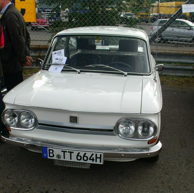 NSU Prinz 1000 TT: Merkmal Doppelscheinwerfer. Den Prinz gab es in verschiedenen Varianten von 1958 bis 1973.