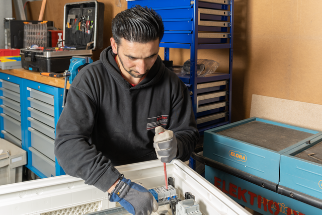 Elektro Pecher GmbH Elektro- und Energietechnik