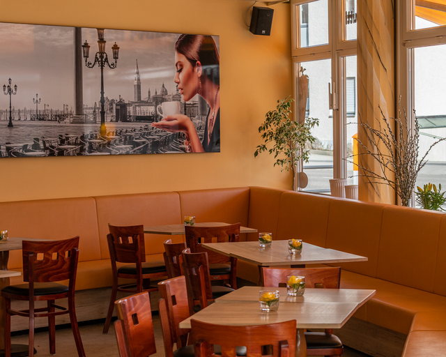 Eiscafé Tutti Frutti in der Friedberger Ludwigstraße
